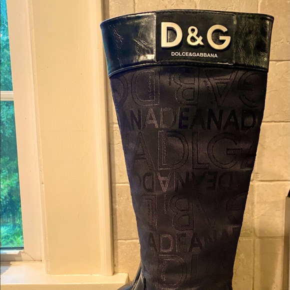 D&G Logo Embossed , Black Knee-High Boots. - Picture 2 of 6